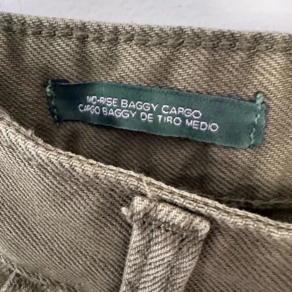 Wild Fable Mid Rise Baggy Cargo, Size 4 - Picture 2 of 6